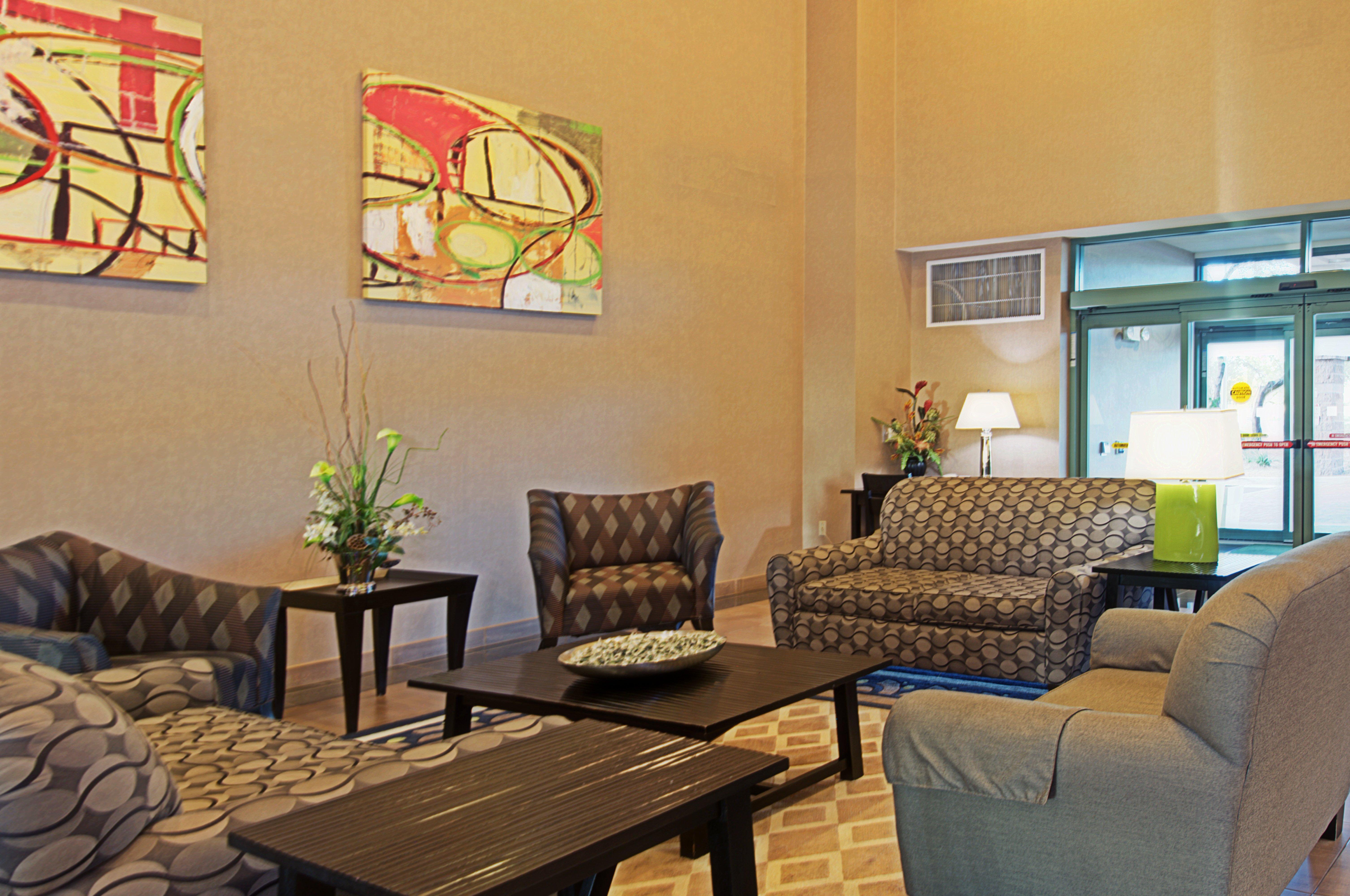 Holiday Inn & Suites Goodyear - West Phoenix Area By Ihg Exterior photo