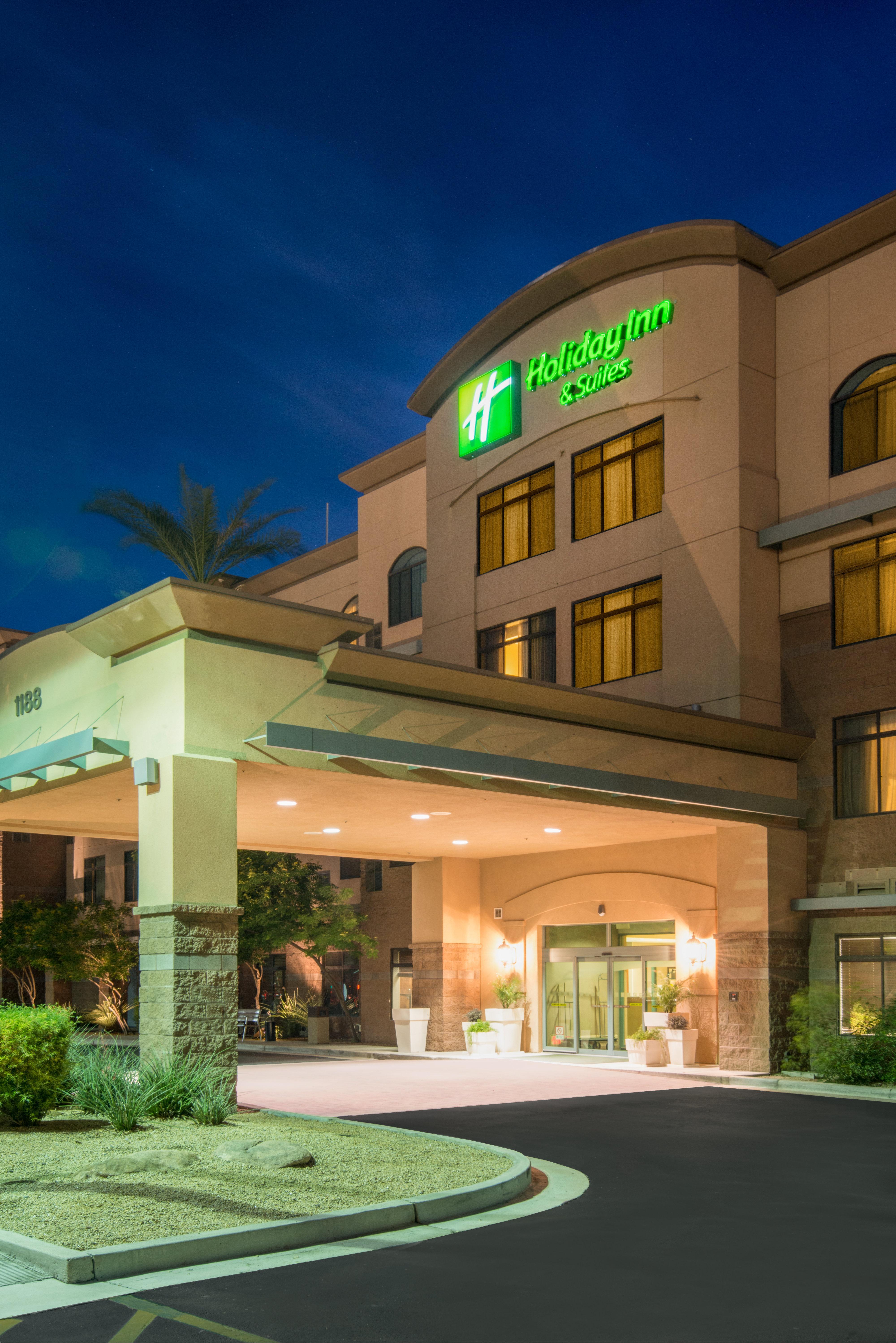 Holiday Inn & Suites Goodyear - West Phoenix Area By Ihg Exterior photo