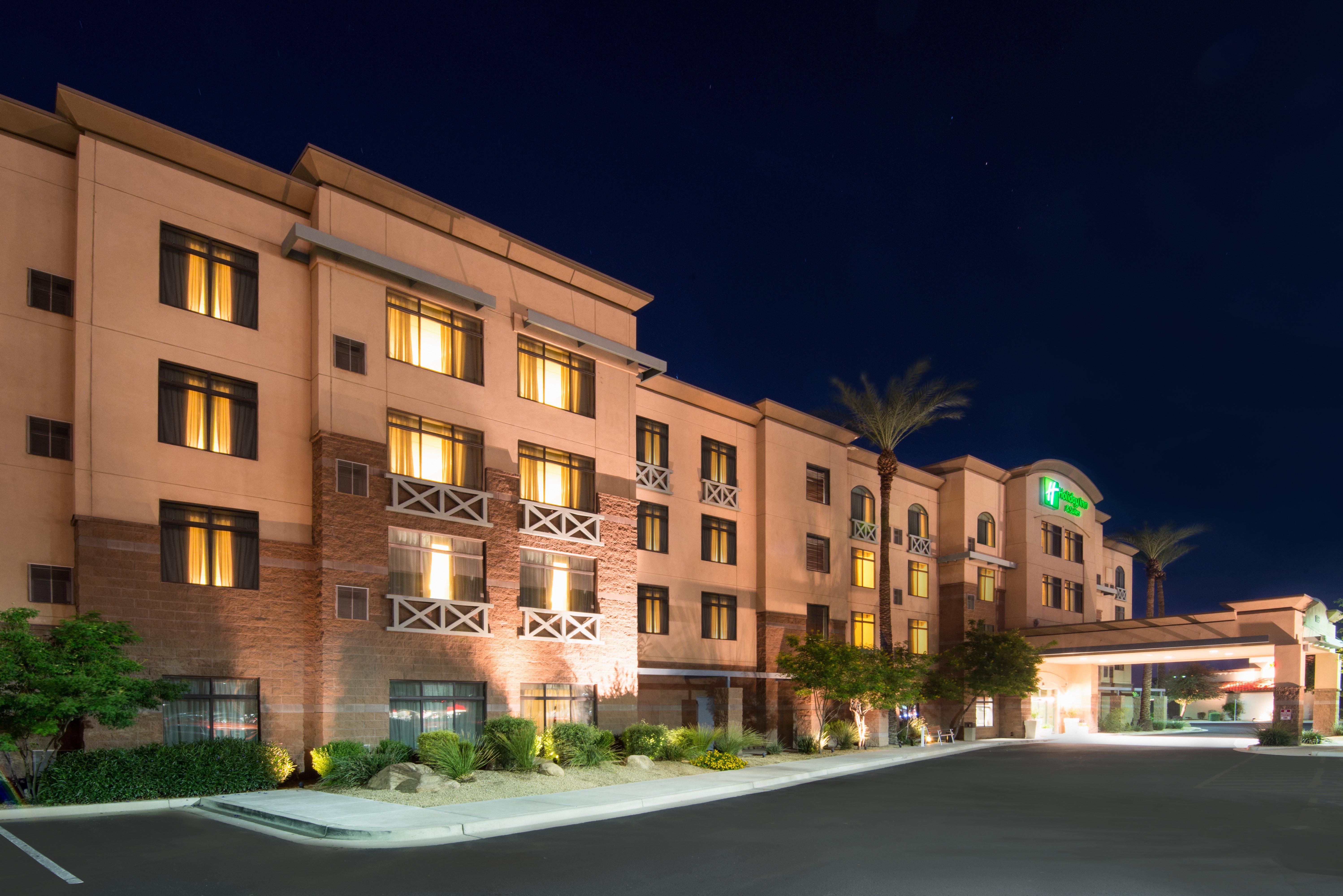 Holiday Inn & Suites Goodyear - West Phoenix Area By Ihg Exterior photo